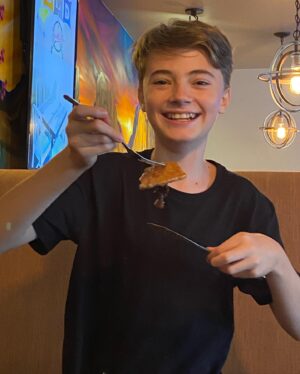 Jackson Robert Scott Instagram - I eat pancakes with my syrup😋😄🥞