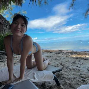 Jacky Lai Instagram - it’s the way I feel