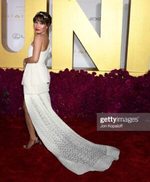 Jacky Lai Instagram - Wow what an incredible first experience, and with a team that made me look and feel like a goddess 💫 
Sponsor: @lifetimetv @lifetimetvpr 
PR: @themprfirm 
Glam: @irina_strukova_pro 
Stylist: @sky_is_dlimit 

#UnforgettableGala2021 #UNFO