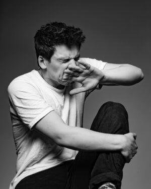 Jacob Dudman Instagram - Just can’t hold in the cool! 🤧
Posing for @mrmattcrockett, showing off my ridiculousness for his upcoming ‘Element’ series (gracing us early 2023) and featuring portraits of big time entertainment folk such as Noel Gallagher, Kathy Burke, League of Gentlemen and many more!!
