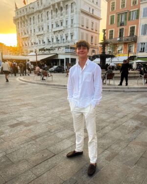 Jacob Moran Instagram - Cannes, France 
.
. What a time, got to view the @newshoesfilm in the @americanpavilion at Cannes and attend the @asteroidcity premier 🙌
.
.
. Styled by- @margo_holder 
.
.#cannes2023 #cannesfilmfestival #americainpavilion #cannesfrance #newshoesfilm #asteroidcity
