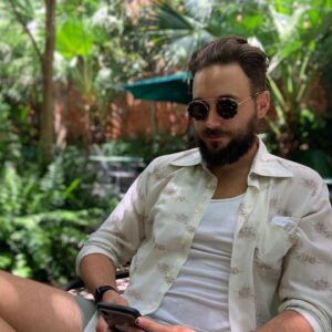 Jacqueline Byers Instagram - You can take the boy out of Hollywood... (because he asked).