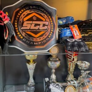Jacqueline Cavalcanti Instagram - Tudo Tem um começo… 
Em 2012 comecei a competir. Tenho tantos momentos inesquecíveis, alguns altos e baixos. Mas nada que me tirasse esta vontade de viver e respirar esse desporto. 
Sou grata a todos estes momentos, porque eles me tornaram a pessoa que sou hoje. 

Nestas fotos e vídeos, conseguimos ver algumas premiações e cinturões. Eles falam sobre mim, sobre quem foi e quem é a Jacqueline.  Eles não foram só uma conquista MINHA, mas sim de todas as pessoas, em especial a todos os treinadores que tive o prazer de trabalhar ao longo destes 14 anos. 

 Como digo, A GUERRA CONTINUARÁ😈
.
.
.
.
.
.
.
.
.
.
.
.
.
.
.
.

#sparringwars #boxingsparring #sparringsession #sparringpartner #sparringboxing #mmasparring #workout #workouts #champions #sparringday #ufc #mmalifestyle #viralvideos #kickboxing #martialartstraining #wrestling #kungfu #taekwondo #combatsports #fighting #martialarts #mmaworld #mma #muaythaisparring @sparringhighlights @damadeferromma @elsparring #sparring #mmafighter #ufcfighter #sparrwars #mmaworld #mmatraining