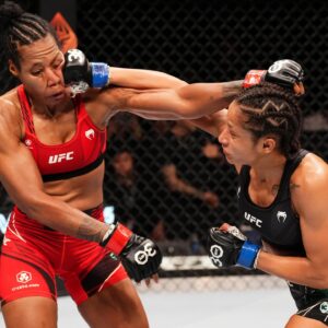 Jacqueline Cavalcanti Instagram - Não quero saber quem és ou como és.
A partir do momento quando entro na cage e aquela porta se fecha, o meu foco é a penas 1️⃣ só 🏆