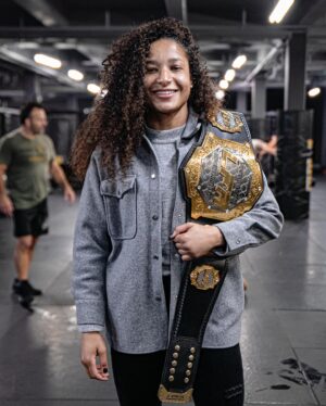 Jacqueline Cavalcanti Instagram - Friendly reminder that we’re two for two on @lfafighting title fights this year 😏
@jacqueline.cavalcanti won the bantamweight championship belt back in April, and @sabinamazo brought the flyweight belt home for a SECOND time last Friday. Safe to say Sabina owns that division.

These girls are developing as more well-rounded fighters every single day, and we can’t wait to see what is possible for both of them.

Jacqueline will be making her first @ufc appearance soon… Stay tuned.

📸: @emilsmarie 
______________________________

Lembrete amigável de que somos dois a dois nas lutas pelo título do @lfafighting esse ano.
@jacqueline.cavalcanti conquistou o cinturão dos pesos-galos em abril, e @sabinamazo levou o cinturão dos pesos-moscas para casa pela SEGUNDA vez na última sexta-feira.

Essas meninas estão se desenvolvendo como lutadoras mais completas a cada dia, e mal podemos esperar para ver o que é possível para ambas.

Jacqueline irá fazer sua primeira aparição no @ufc em breve… Fique ligado.
‌
‌
‌
#BlackHouseMMA #LFAChampion #fightlikeagirl #flyweightchampion #bantamweightchampion #femalefighter #victory #titlefight #mmachampion #ufcfighter #combatsports #mixedmartialarts