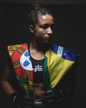 Jacqueline Cavalcanti Instagram - Sempre aqui dentro ❤️🇧🇷🇵🇹

Always here ❤️🇵🇹🇧🇷

#ufc #fighter #mma