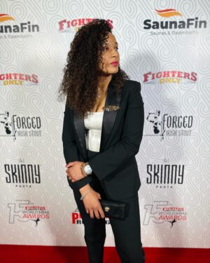 Jacqueline Cavalcanti Instagram - FIGHTERS ONLY WORLD MMA 🔥

 Hoje foi dia de acompanhar um dos maiores eventos de Premiações dedicado ao MMA em Las Vegas 🌃.