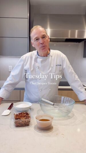 Jacques Torres Instagram - Kitchen and cooking tips brought to you by Chef Jacques Torres! Welcome to the newest series where Chef @jacquestorres welomes you into his kitchen and shares some of his favorite tips. Enjoy this week’s delicious Thanksgiving tip! 🤩