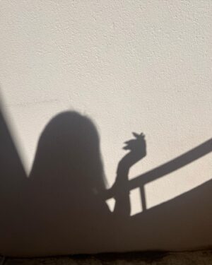 Jade Cavoué Instagram - Je te conseil d’allé voir mon twitter, j’ai repris du service quelque part🤫