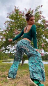 Actress Jade Chynoweth HD Instagram Photos and Wallpapers July 2024