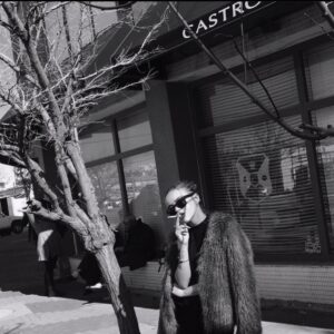 Jade Sakori Instagram - 3 years ago and I’m still smoking 🚬
