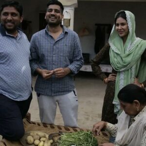 Jagdeep Sidhu Instagram - Nikka Zaildar 👳‍♀️… jis ghar 🏡 ch mera janam 👶 hoya je othe na hunda taan main kade v eh kahani ni likh ✍️sakda c .. ess kahani de kine hi kirdaar🎭 👵🏻👱🏻‍♀️👶main apne parivar ch dekhe 🔍.. esse  to meri writer 🧑‍💻di journey start hoyi.. thode dina ch assi eda 4th part start karan ja rahe aa.. 🎬 eh journey etho tak aa gayi 🧿  par kade kade lagda aa jis ghar ch eh kahani rakhi c .. kudrat ne osse ghar 🏡 ch mainu janam dita ennu likhan layi … pata ni vicharie kudarat di kine janma to jaan kha reha c main writer banan layi .. 🤔🤔 .. soon Nikka Zaildar 4 . #nikkazaildar #memories #life #journey ..