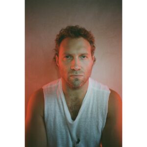 Jai Courtney Instagram - Thank you @interviewmag you guys fuckin rule! Had a riot chatting w my brother @ikebarinholtz about everything and nothing but most importantly @statelesstv Who ain’t seen it yet??? 
Killer 📸 as always @ccopp . Thanks @benbarna @ltabachb ❤️ Full story in bio #stateless #statelesstv #netflix