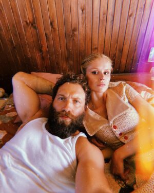 Jai Courtney Instagram - That’s a wrap for Clyde & Geena. Forever in debt to my fearless dance partner @erinelairmoriarty & our spiritual leaders @shihabidina @rycorr Truly one of the most profound experiences of my life. Can’t wait to share this film with the world. Nuthin but love, cunce #catchingdust