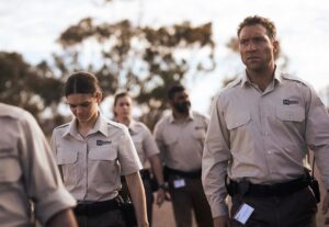 Jai Courtney Instagram - Hope everyone in Oz is STAYING IN and watching STATELESS tonight!! Episode 4. Shit’s gettin weird. 📸: @benkingphotographer #statelesstv @statelesstvofficial @abctv @netflix