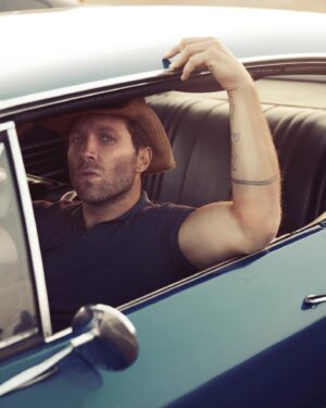 Jai Courtney Instagram - Thank you @gio_journal ! Always love shooting w the legend @johnrussophoto
Big thanks @neilcohenstyle @joannapford 
#honestthief #honestthiefmovie