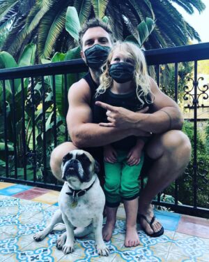 Jai Courtney Instagram - Tropic Thunda 🌴
