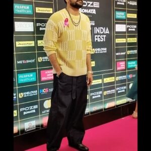 Jaideep Ahlawat Instagram - “Dekh Jat ke Thaat” 😂❤️❤️😂
“RedCarpet Swag” at @realbollywoodhungama OTT Fest. 
 Thank you for having me 😇🙏😇

Styled by @bhumishah94 
Assisted by @shilpy_singhal_ 

Shoes - @dmodotofficial
Accessories - @inoxjewelryin 
Glasses - @rosvinbugs