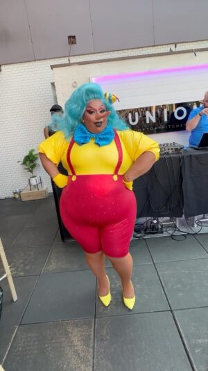 Jaidynn Diore Fierce Instagram - 🤥💛💙I LOVE the way you lie.. #pinnochio💙💛🤥 Costume, hair, and makeup by me