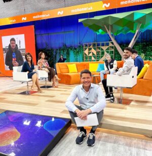 Jaime Cantizano Instagram - @almacor listo para entrar en #mañaneros @rtve @benidormfest_rtve #tv