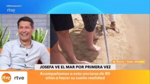 Jaime Cantizano Instagram - Posted @withregram • @rtve Josefa ve el mar por primera vez 

Una mujer de 80 años manchega es la primera vez que ve el mar y la hemos acompañado a cumplir su sueño