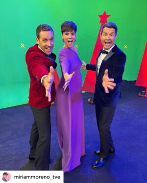 Jaime Cantizano Instagram - Ellos dos @marcsansal @miriammoreno_tve -y la que llega en nada- son pura burbuja por alegres, sanos y chispeantes Posted @withregram • @miriammoreno_tve Para mí este #Telepasión vale por dos.
FELIZ NAVIDAD, FELIZ VIDA, FELIZ FELIZ FELIZ ❤️✨

¿Nos vemos esta noche? 21:15 en La1 de TVE 🙏🏼✨