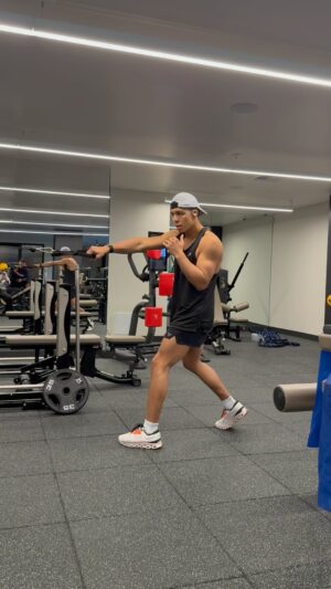 Jaime Munguia Instagram - 🌧️
.
.
.
.
.
.
#teammunguia #munguiacanelo #training #running #boxing