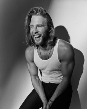 Jake McDorman Instagram - Cover Girl 💅🏼 @swaggermag 
📸 @stormsantos 
💄 @kimbermakeup 
🧵 @slimecityangels & @bode 
📝 @kristenanzelc 
EIC @drewwill.iams 
Link in Story