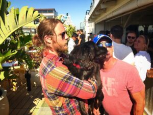 Jake McDorman Instagram - Making friends 🐾