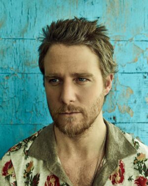 Jake McDorman Instagram - Launch Day 🚀
@esquire_la 🇲🇽 
@stormshoots 📸
@christinaguerra💄