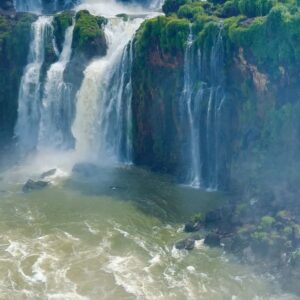 Jake Resnicow Instagram - Chasing waterfalls 🌊 catching rainbows 🌈 #IguazuFalls 🇦🇷🇧🇷