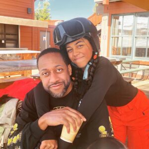 Jaleel White Instagram - And just fast… Spring Break 2022 is over 🏔⛷🤷🏽‍♂️ 

#wheredidallthemasksgo 😷 

This is the face my daughter makes when she bout to ask me for something 🙄

Even though she won’t smile with her braces 😬 please tell this child she’s just as beautiful and we’ve all been there. 

Fun fact: Found out the hard way the importance of riding mountain bikes only when they have that little wheel fender thingy over the wheels 😖 We all look like a flock of birds intentionally targeted us for the purpose of shitting down our backs 🦅💩 #youliveandyoulearn