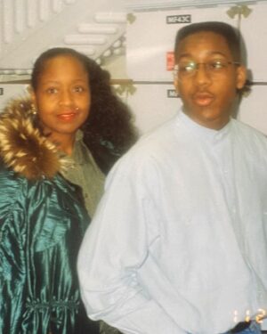 Jaleel White Instagram - We skiied every year and she’d always wait in the lodge 🎿 She bought us all walkie-talkies, remember those?? 

She knew nothing about show business but she protected me from every trapping ❤️ 

As a teen I was never allowed to have girls in my bedroom.  The doorknob had to be touching the wall 😭

My curfew matched my grade all throughout high school.  My first car was her old car, no ifs ands or buts 😖

She wouldn’t tell me my weekly salary until I was age 15 🤑

I had a subscription to Sports Illustrated my entire childhood.  The swimsuit issue mysteriously never arrived in the mail year after year 👙🤔

I lived in Pasadena.  But my basketball team played in Northridge.  She drove me to every audition I ever had with the exception of two (one being Family Matters) Lotta miles on those tires 🛞🤯

When I didn’t have a date for the Prom she found my perfect date, flew the girl and her family in from New York 🌺  Best night ever ✨ 

Her rules were not always the easiest to follow.  But ultimately her rules made me the man I am today 🙏🏽

Happy Mothers Day Mama 💐💐💐💐💐💐💐💐💐💐💐💐💐💐💐💐💐💐💐💐💐💐💐💐💐💐💐
Wishing I could be with you on this day.  But I know i’m where you’d want me to be, working and taking care of Samaya 🙏🏽 Thank you for all of your sacrifices made.