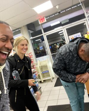 Jaleel White Instagram - Can’t say enough about wine time with this squad 🍷🍷🍷🍷🍷 the laughs really don’t stop and the bottles keep coming.  Keep it going gang 😂😂😂😂