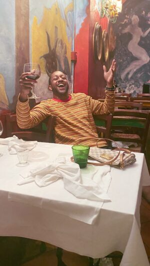 Jaleel White Instagram - Ok so maybe we sprinkled in a few vacation days 🤷🏽‍♂️ But seriously?  #2022 #more #covid_19 #polio #monkeypox #gasprices #inflation #smashandgrab #blueflu #crypto 📉 feel free to add to the list 😞 the wine and pasta were bomb tho👌🏾🍷🍝
