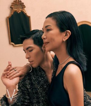 Jam Hsiao Instagram - 認識她之後
我變成大家認識的我
❤️七夕情人節快樂❤️ ​​​

《V MAGAZINE》