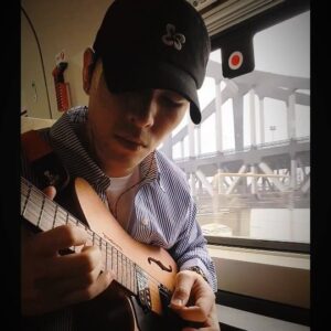Jam Hsiao Instagram - .
不是認真 
是熱愛
❤️
#guitarsolo
#guitarlife
#guitarplayer
#吉他 
#电吉他 
#自学吉他 
#jazz 
#fusion