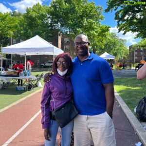 Jamaal Bowman Instagram - When I say “peace and love”, this is what I mean!

From Edenwald to Greenburgh, our people powered movement turned out for our communities! Together we’ve knocked over 95,000 doors and made over 411,000 calls and we’re not stopping until we kick MAGA money out of NY16! 

Join us this week at the link in my bio 🔗