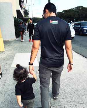 Jamaica Heolimeleikalani Osorio Instagram - In our thousands, in our millions… 

Free Palestine ❤️🍉🇵🇸.

Mahalo to @hawaiiforpalestine for gathering us together to show our kāko’o to our Palestinian ‘ohana ❤️