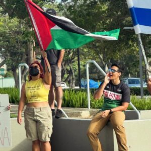 Jamaica Heolimeleikalani Osorio Instagram - Fuck Israel. Fuck Zionism. Fuck colonizer apologists. Every occupier will fall. Every empire will implode. 

Long live the resistance. Long live the people who love the land. Long live the spirit of struggle. Long live Palestine. Liberatory struggle never dies, only multiplies 👊🏾✊🏾.