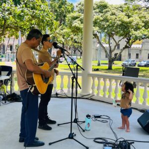Jamaica Heolimeleikalani Osorio Instagram - The only way to spend the “4th of you-lie” is to clown on these annexationists. Even better to do it among our lāhui and ‘ohana. Blessed to raise these keiki within this longstanding tradition of resisting American imperialism and empire. 

Until the very last aloha aina …

Oh, and fuck Thurston and all his friends past and present 🫣🖤✊🏾