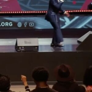 Jamal Bryant Instagram - Self restraint is an under appreciated discipline. Some people are really blessed that you have it because you had the power to damage brands, reputations and businesses. May your reward come to you swiftly!