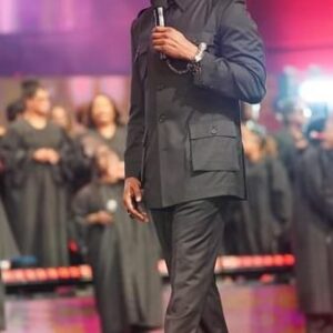Jamal Bryant Instagram - It’s time for #america to face itself in the mirror and look its hypocrisy in the eye…. The criminal justice system needs an overhaul in how returning citizens are treated. If you are ok with making an exception than look at the inequity of the rules. @newbirthmbc stands with the ostracized….will you?