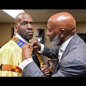 Jamal Bryant Instagram - I’m so grateful and blessed to be born the son of a champion @bishop_john_bryant is the greatest to ever do it! He exemplifies excellence, exudes strength and embodies integrity…. Love you pop!