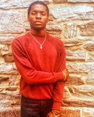 Jamel Shabazz Instagram - A few reflections from my series, The Great Wall of Flatbush. Photos from 1980 - 1989.
 @weareflatbush 
#throwback 
#flashback 
#backintheday 
#1980s 
#streetportraiture 
#streetportrait 
#jamelshabazz 
#jamelshabazzarchive