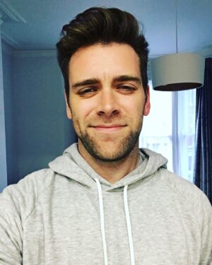 James Cooper Instagram - Having a rare Netflix night in 🙌🏻 Any recommendations?