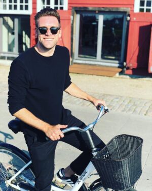 James Cooper Instagram - The #PornoLive World Tour is DONE 😢 Loved finishing in Copenhagen - you guys were amazing and you’re all FIT 🔥 Huge thanks to everyone who came to see us around the gloooobe and hear Rocky’s “masterpiece” - it’s been incredible. I’m just gonna cycle back to London now - we’ve got a podcast to record. And, all together now, thanks to @hotelsdotcom for sorting out our lovely rooms #Ad #WeWhoTravel