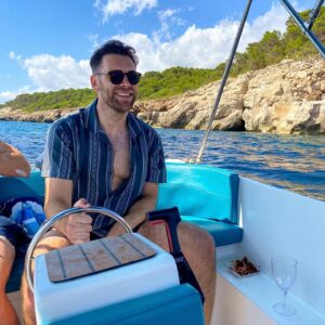 James Cooper Instagram - Holiday done. Time for a dump.
