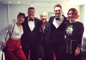 James Cooper Instagram - Have you heard Dame Emma Thompson being i.c.o.n.i.c on today’s Footnotes yet?? #TBT to when she and her daughter Gaia came to watch #PornoLive at the @royalalberthall ❤️❤️❤️