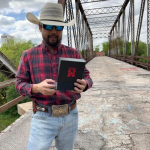 James Huling Instagram - Molly's Custom Silver is “VETERAN”owned and ran. They hooked me up with my CUSTOM Big Brother Buckle. “Now if anyone asks”. Did you earn that??? My reply will be “187 days earned”. 🫡 🇺🇸 
#mollyscustomsilver #mollyscustombuckles #vetrans #texas